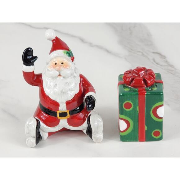 Fitz & Floyd Salt & Pepper Shakers 3 1/2" Ceramic 2007 Holiday Home New w/ Box - Picture 2 of 15